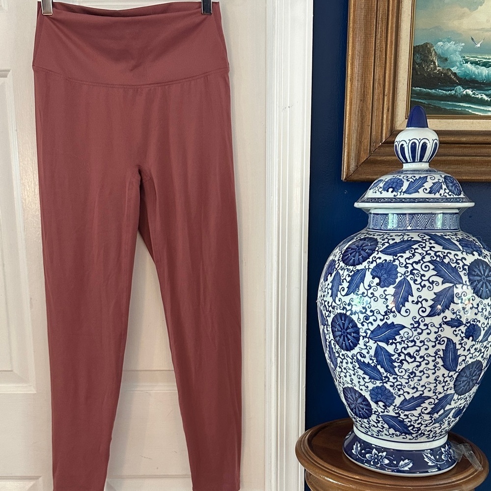 Women's Lululemon Align High Rise Nylon & Spandex Leggings Size 8
